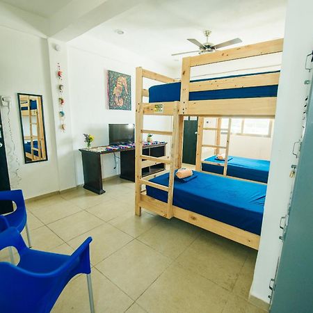 The Mermaid Hostel Beach (Adults Only) Cancún Esterno foto