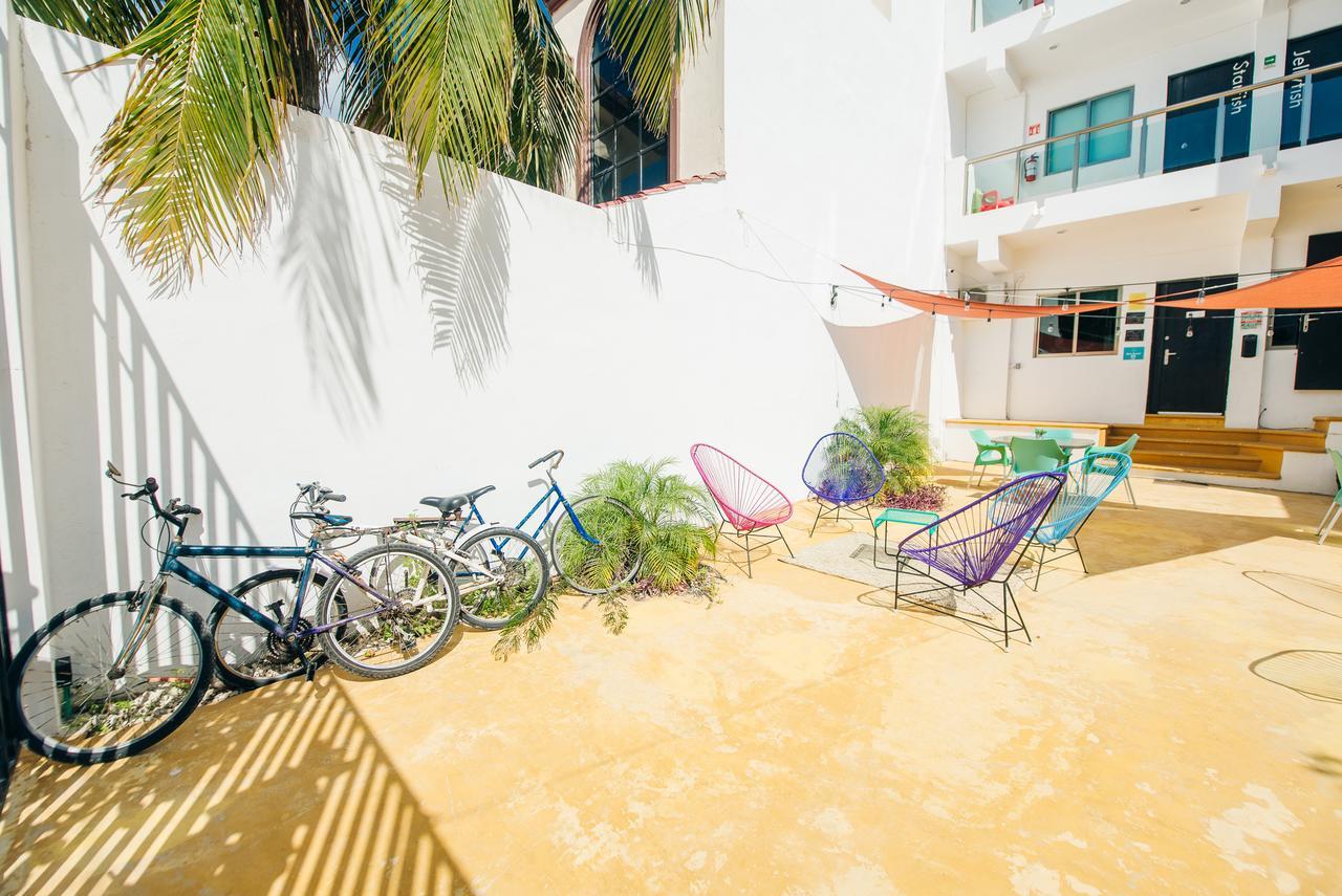 The Mermaid Hostel Beach (Adults Only) Cancún Esterno foto