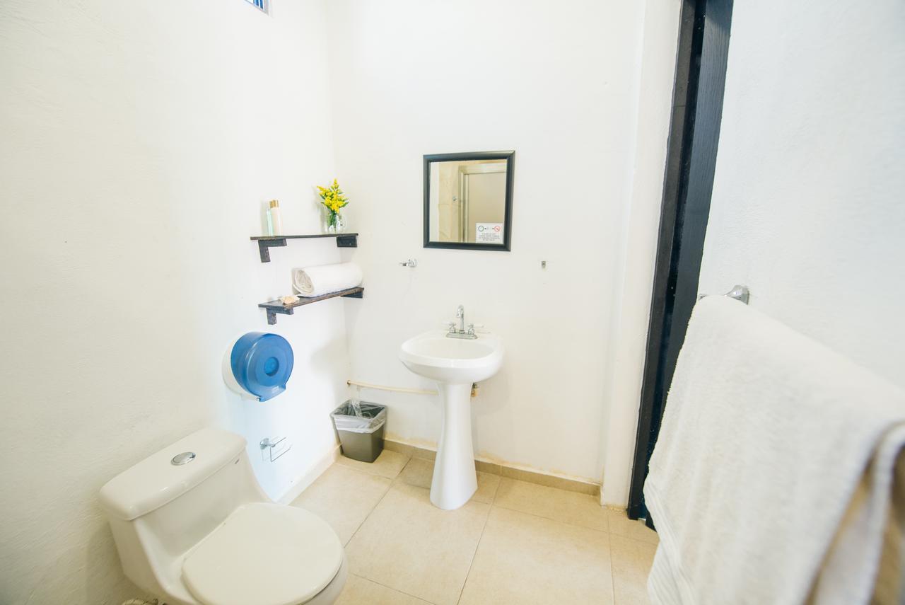 The Mermaid Hostel Beach (Adults Only) Cancún Esterno foto