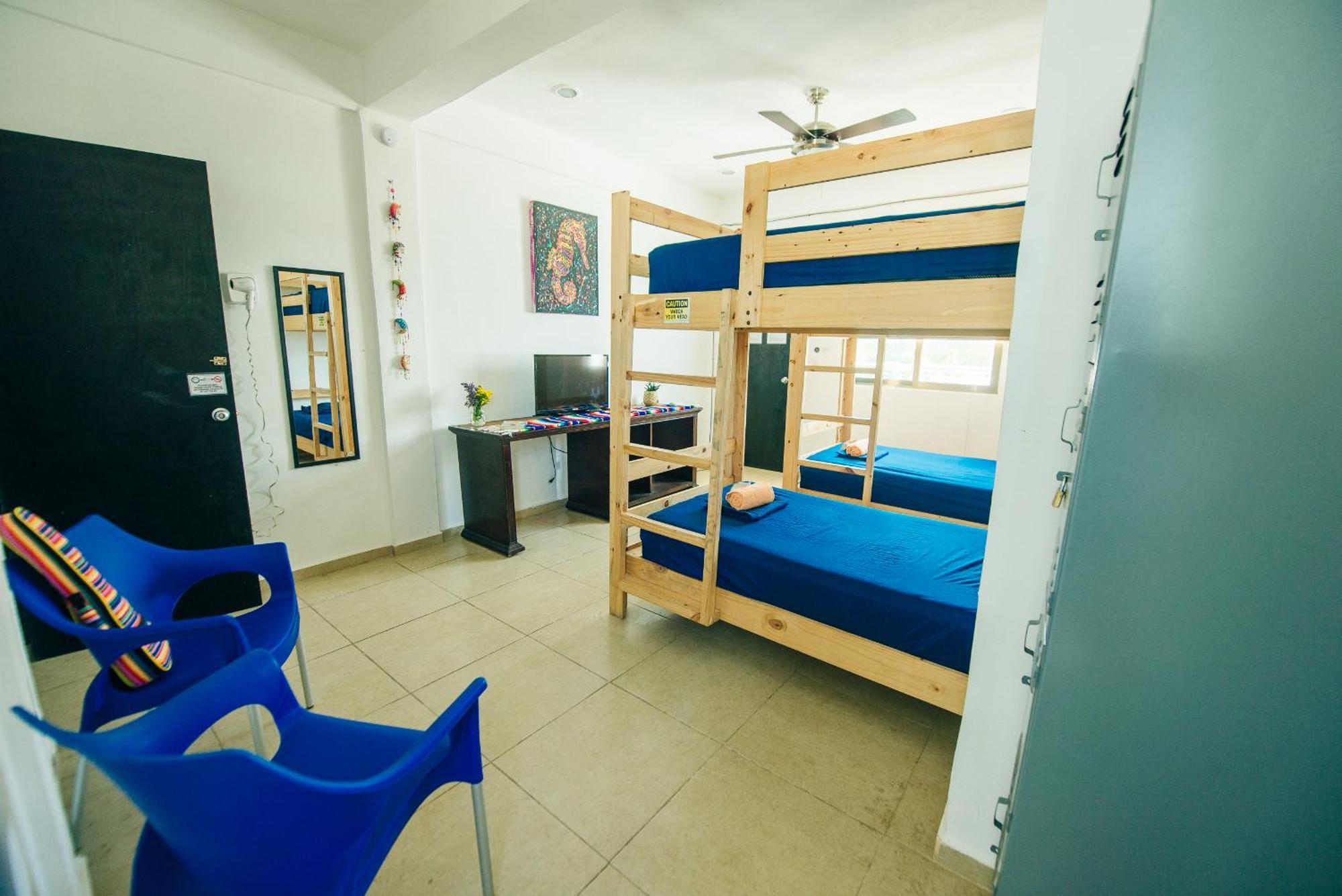The Mermaid Hostel Beach (Adults Only) Cancún Esterno foto